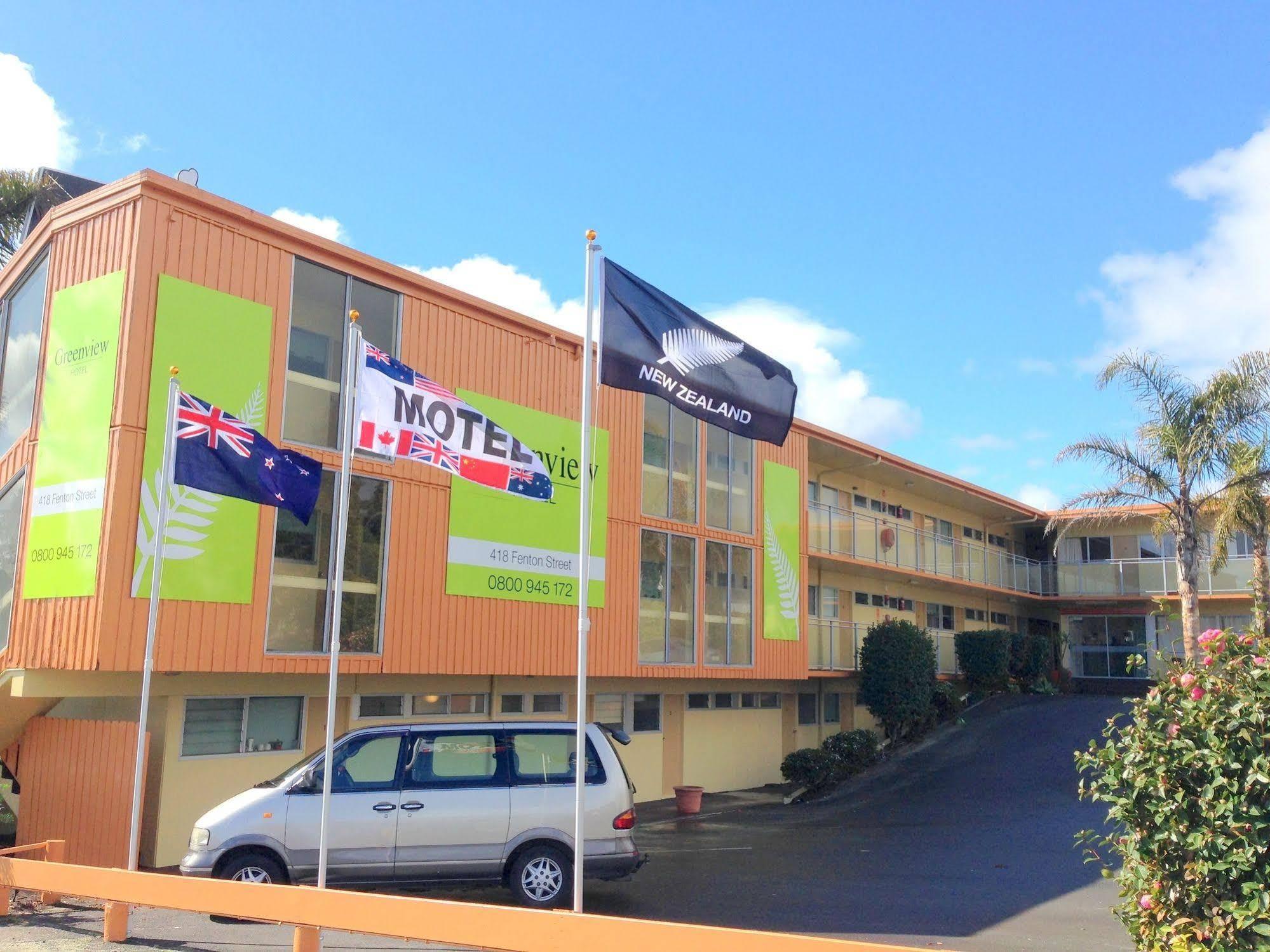 Greenview Motel 3*