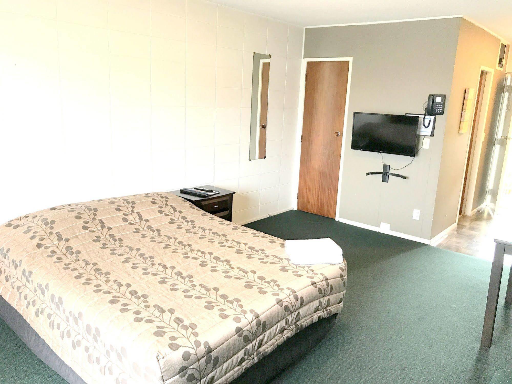 Greenview Motel