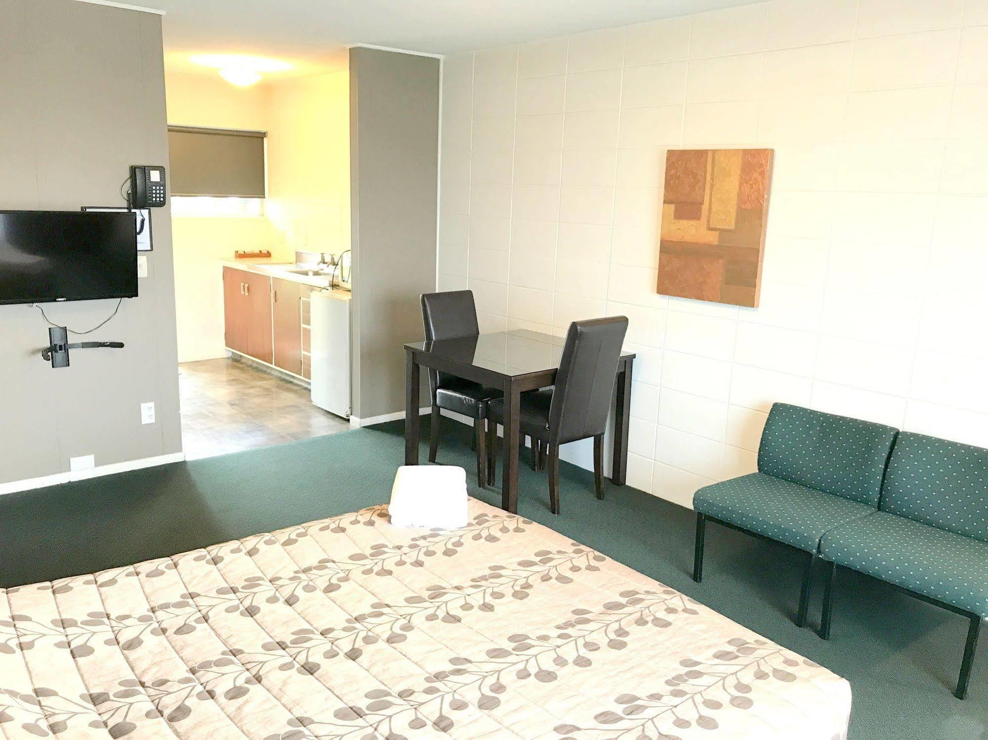 Greenview Motel 3*