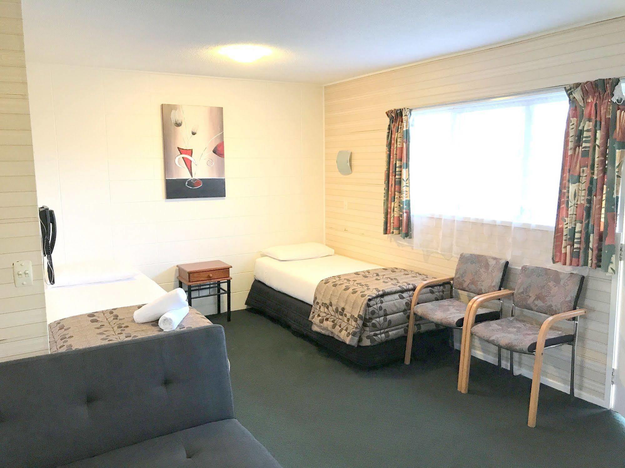 Greenview Motel 3*