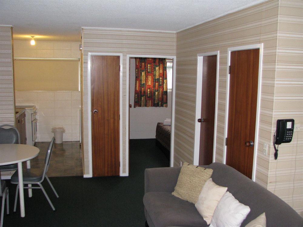 Greenview Motel